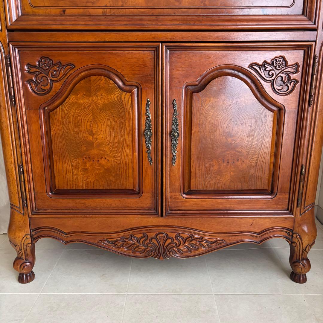 イタリア　ガラス　キャビネット　カップボード　飾り棚　アンティーク　ヨーロピアン