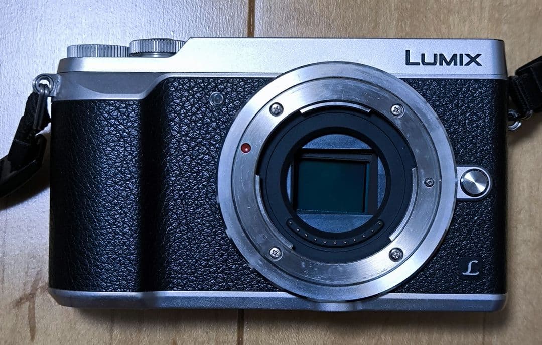 DMC-GX7MK2-S ＆ 20mm/F1.7 セット