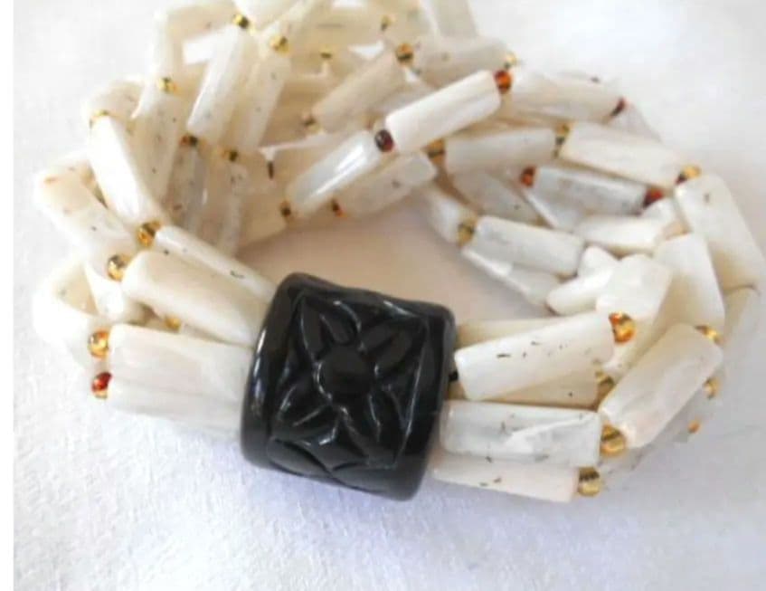 新品未使用　ANGELA CAPUTI 10連 大理石風オリエンタルゴムバングル