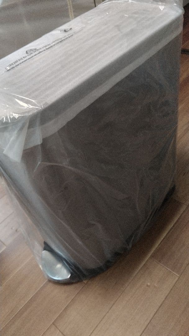 simplehuman 指紋センサー付きごみ箱45L　箱なし
