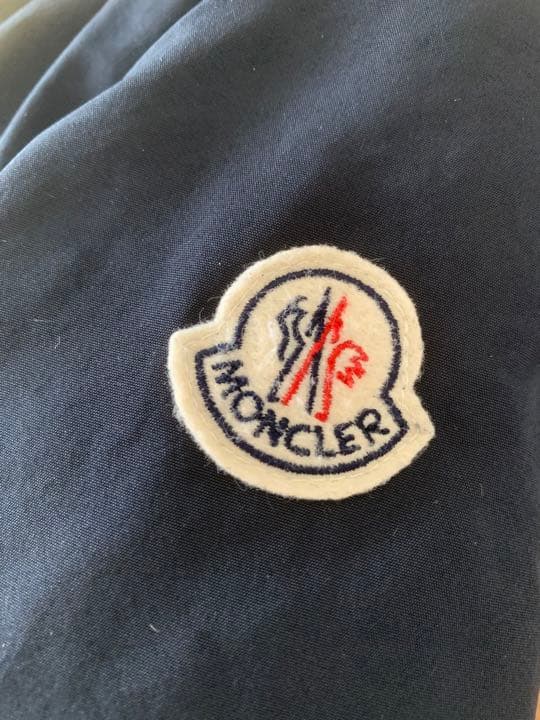 モンクレール　ガールズ　ダウンコート　14Y