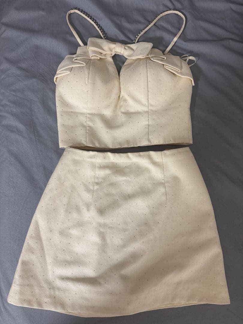 ROBE de FLEURS キャバドレス セットアップ　イエロー