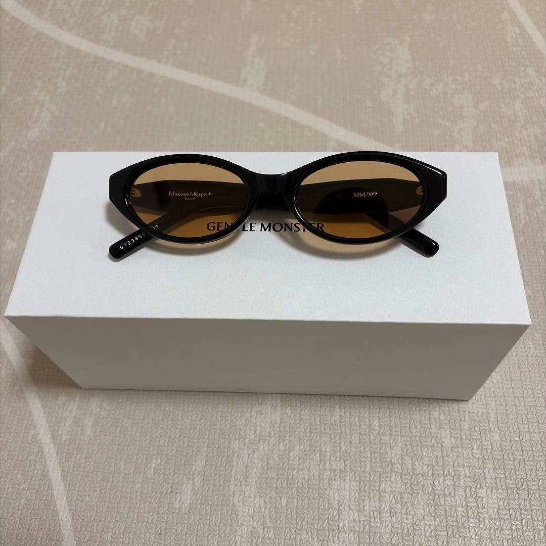 ジェントルモンスター　マルジェラコラボ　GENTLE MONSTER サングラス