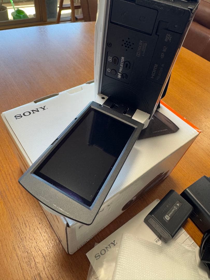 SONY HDR-PJ680 ビデオカメラ　プロジェクター付