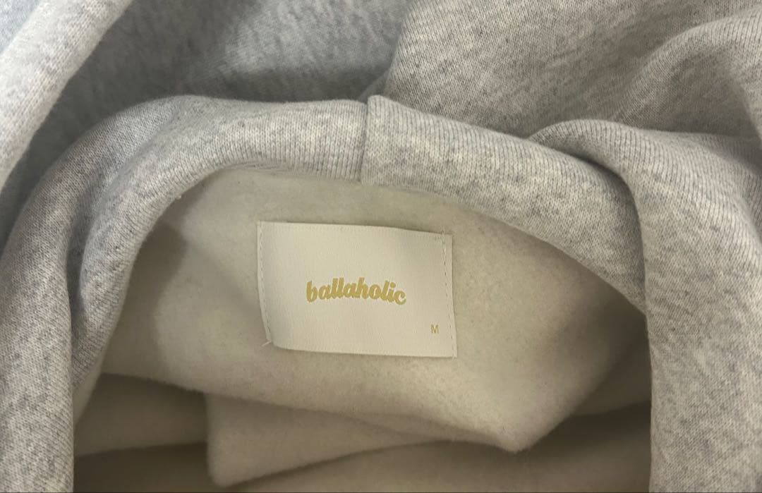 ballaholic グレー　スウェット