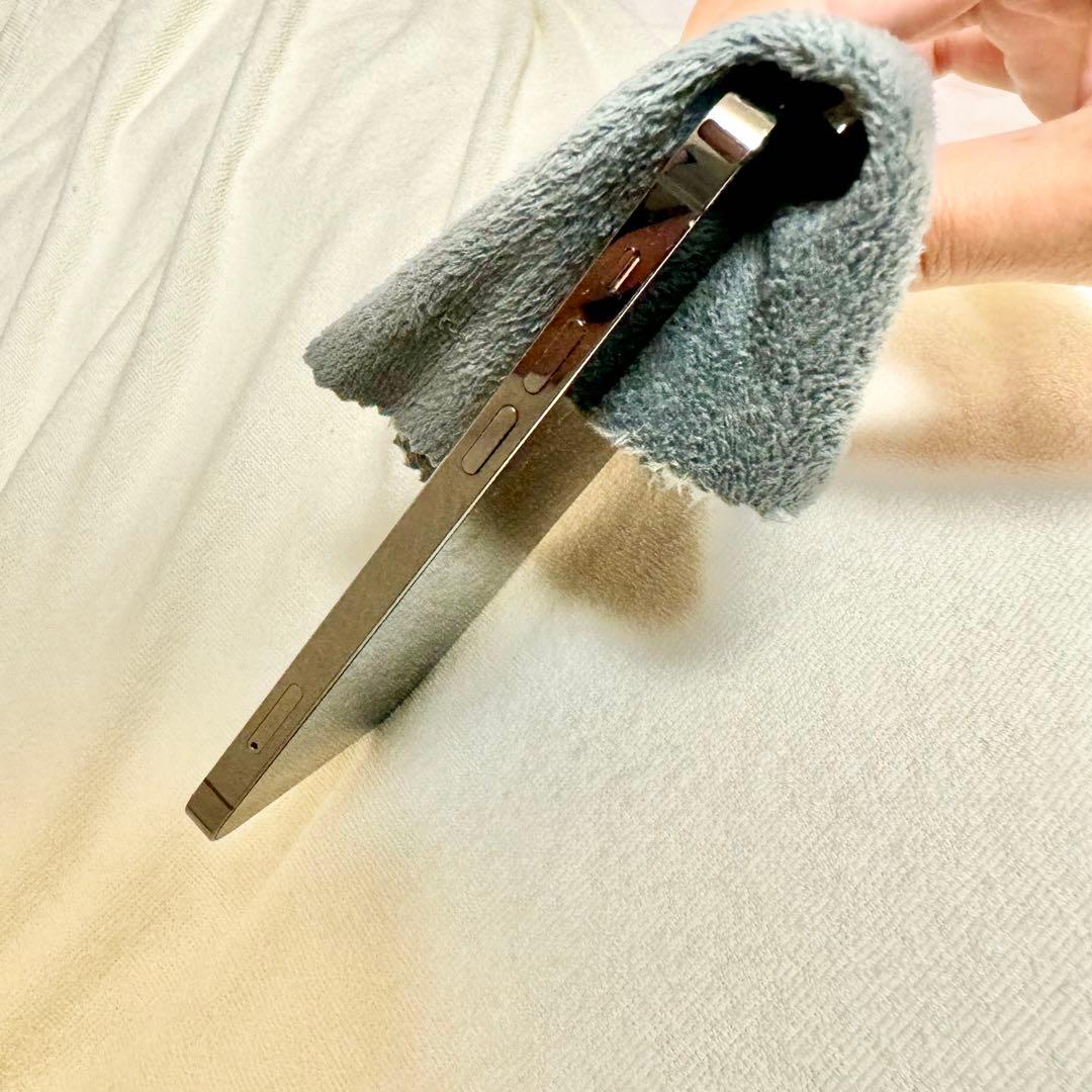 iPhone 12 pro 本体　グラファイト 128GB