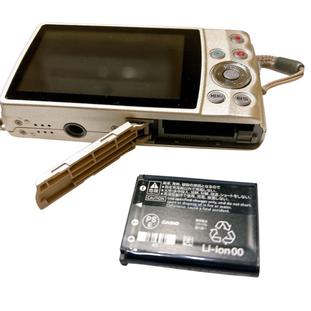 CASIO EXILIM EX-Z270 10.1メガピクセル　コンデジ　カメラ