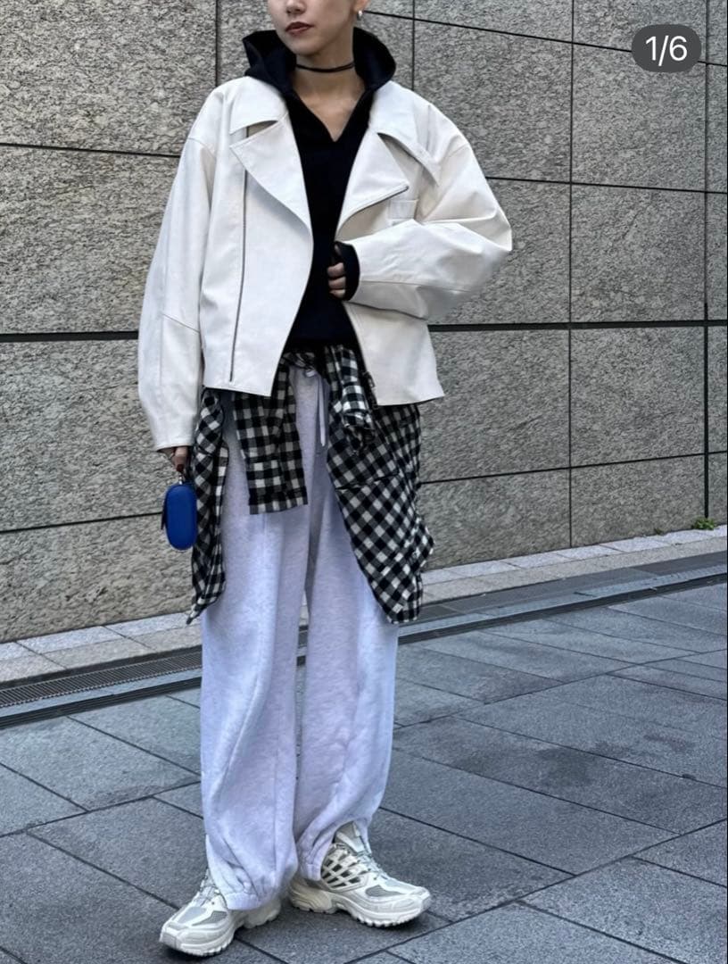 新品タグ付stunninglure ｒフェイクレザーライダースブルゾン ホワイト