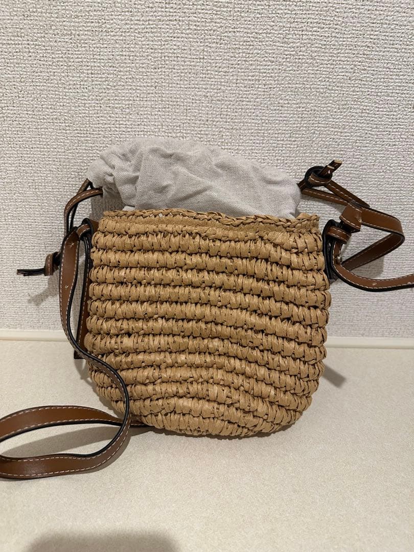 最終値下げ LOEWE 巾着型 かごバッグ