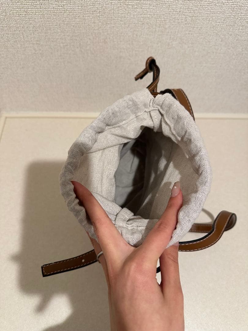 最終値下げ LOEWE 巾着型 かごバッグ