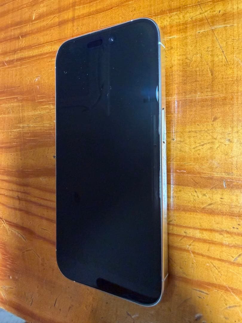 値下げ！！iPhone 15Pro ホワイトチタニウム 128GB SIMフリー