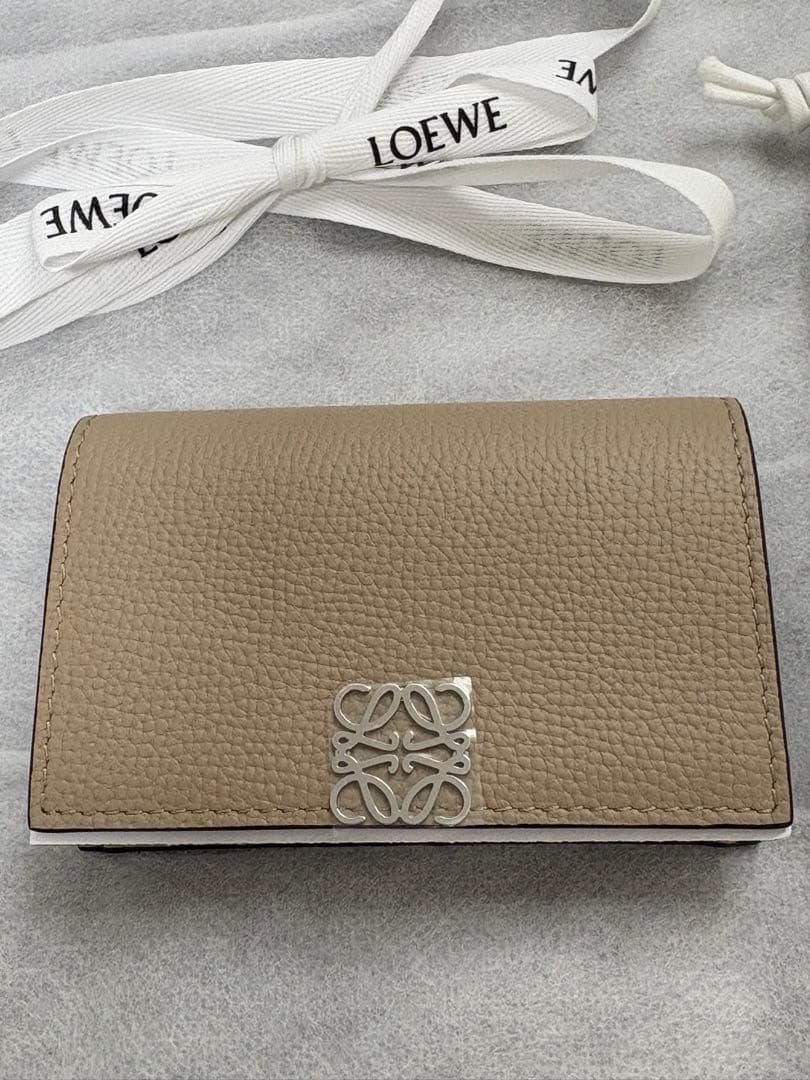 新品　未使用　ロエベ　LOEWE 名刺ケース　カードケース　正規品　箱付き