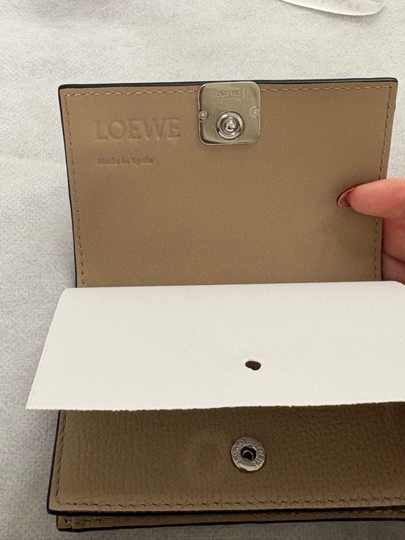 新品　未使用　ロエベ　LOEWE 名刺ケース　カードケース　正規品　箱付き