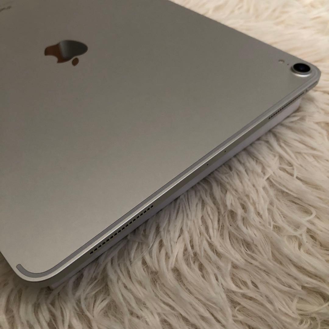 【完動品】iPad Pro 12.9 第3世代 256GB 【すぐ発送】