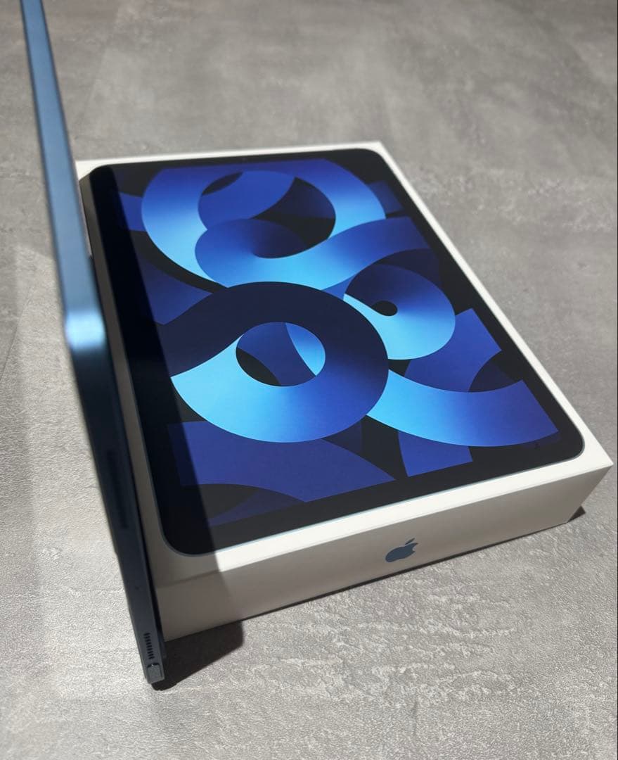 iPad Air（第5世代） Wi-Fiモデル 64GB ブルー