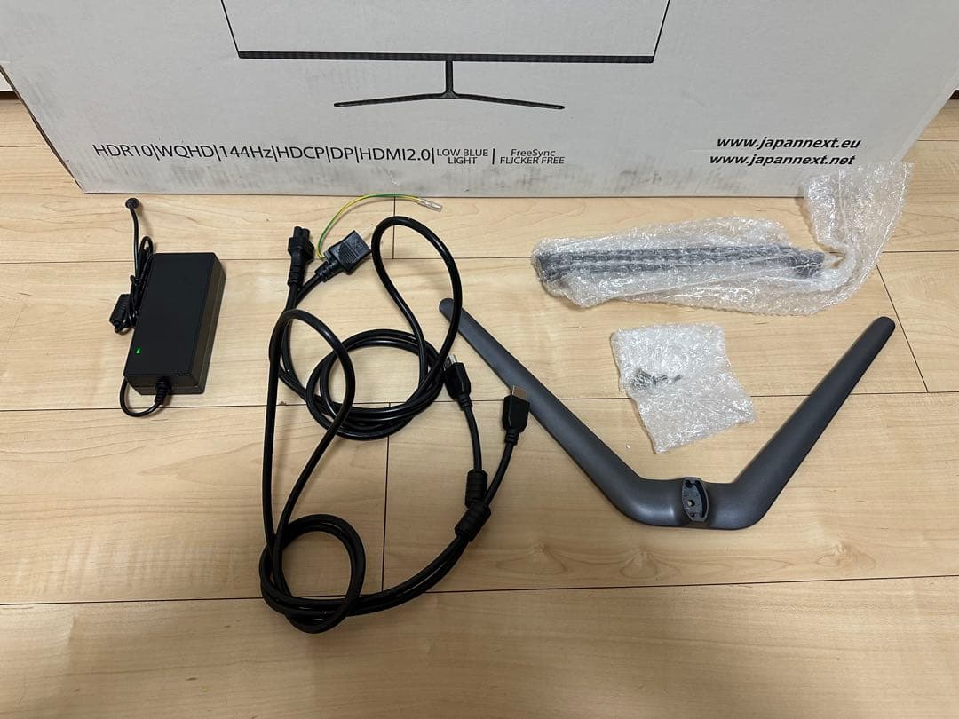 【未使用品❗️】JAPANNEXT 31.5インチ 4Kモニター