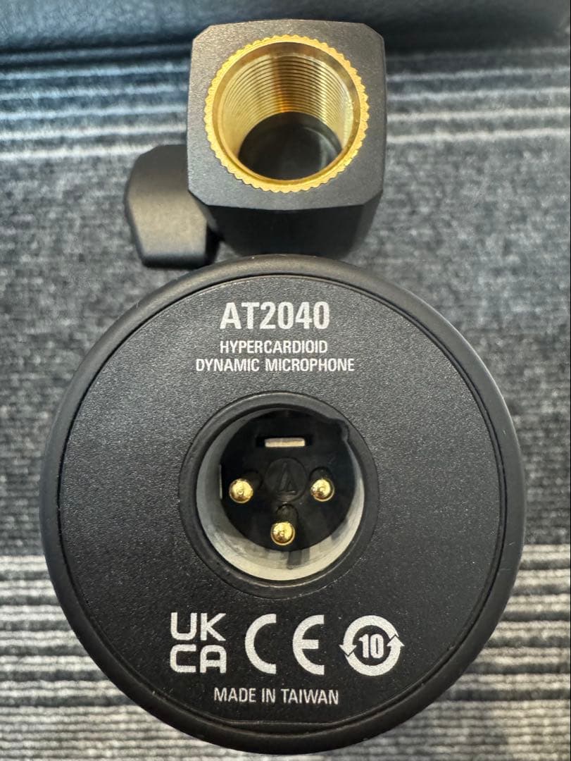 オーディオテクニカ　AT2040 ダイナミックマイク