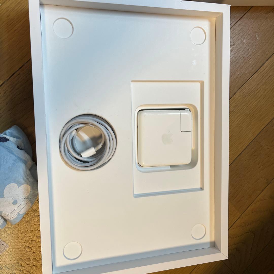 13インチMacBook Pro 256ギガ　2020