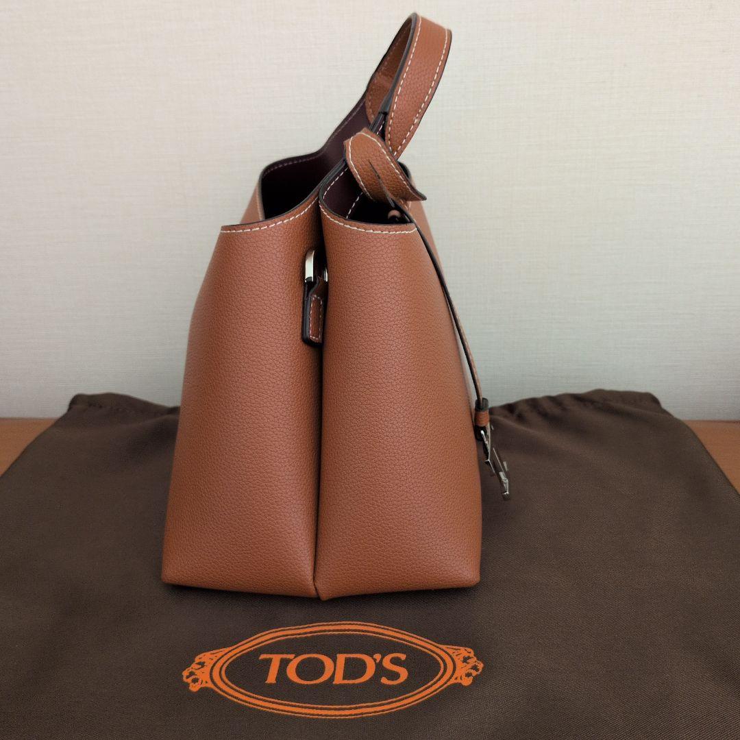 トッズ　Tタイムレスマイクロ　ハンドバッグ