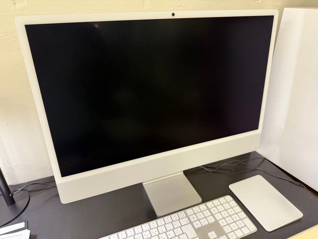 最終値下 シルバー iMac (AppleM4, 16GB, 256GBSSD)