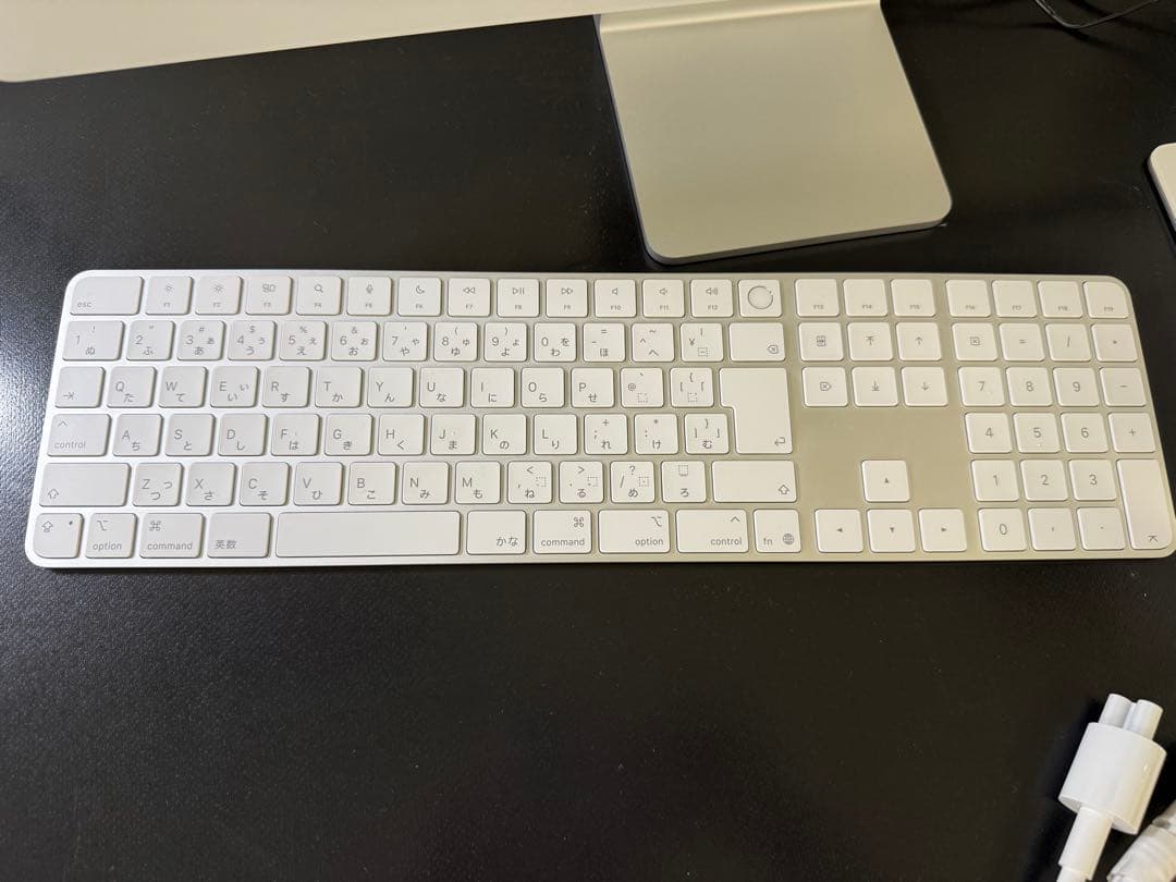 最終値下 シルバー iMac (AppleM4, 16GB, 256GBSSD)