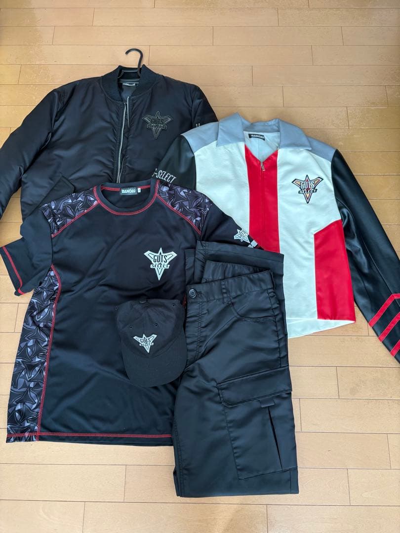 GUTS-SELECTジャケット、ボトム、Tシャツ、キャップ、アウタージャケット