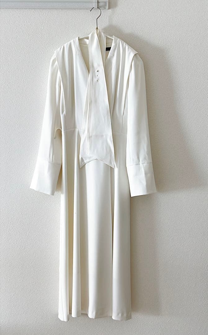 【値下げ‼︎】anuans アニュアンス ダブルサテンクラシカルワンピース