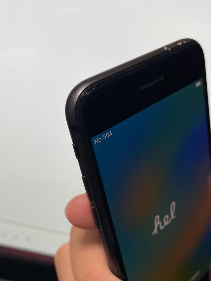 iPhone 8 スペースグレイ 64GBモデル