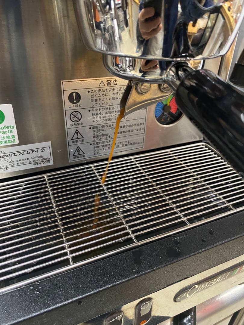 【Z】ラチンバリ100Vエスプレッソマシン＋バリスタグッズ一式