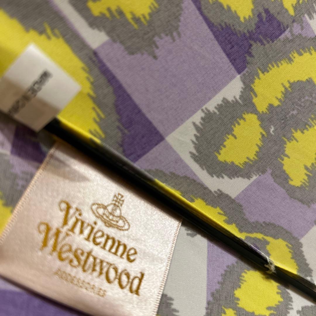 美品　ヴィヴィアンウエストウッド　長傘　ロゴマーク入　持ち手シュリンクあり