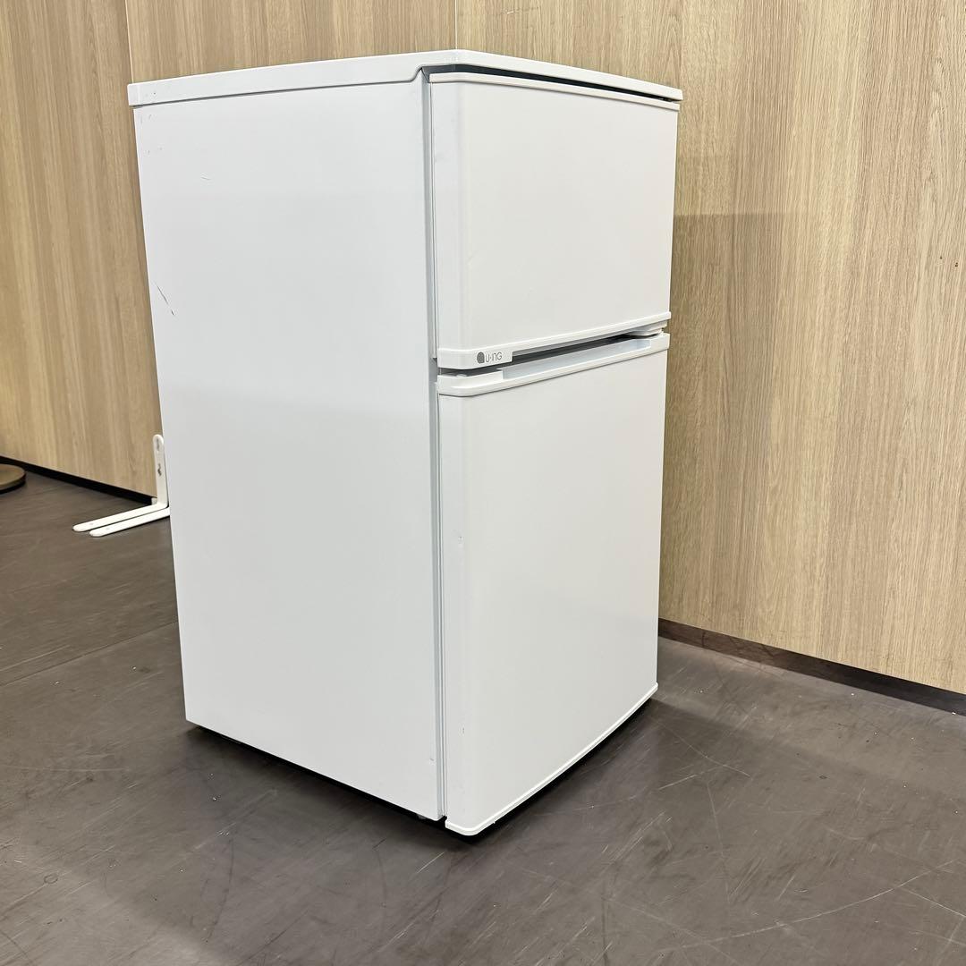 A1070‼️18年製U.ING 2ドア冷蔵庫 UR-D90J (W) 90L
