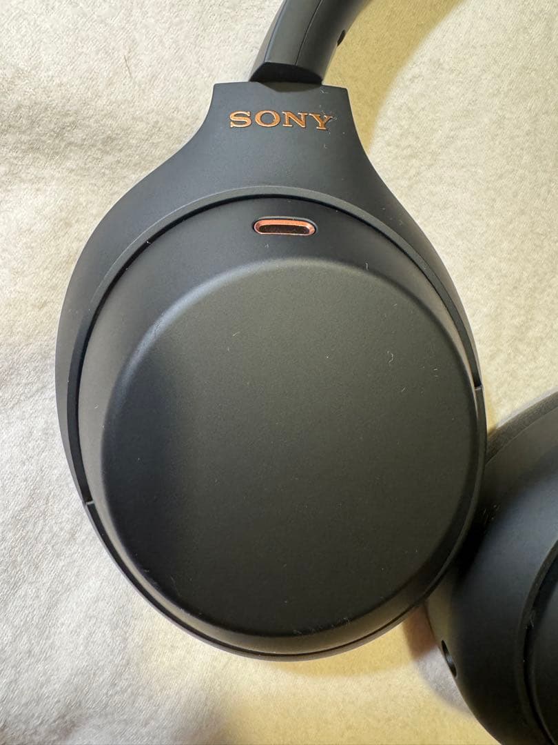 SONY WH-1000XM4 ノイズキャンセリングヘッドホン　ブラック