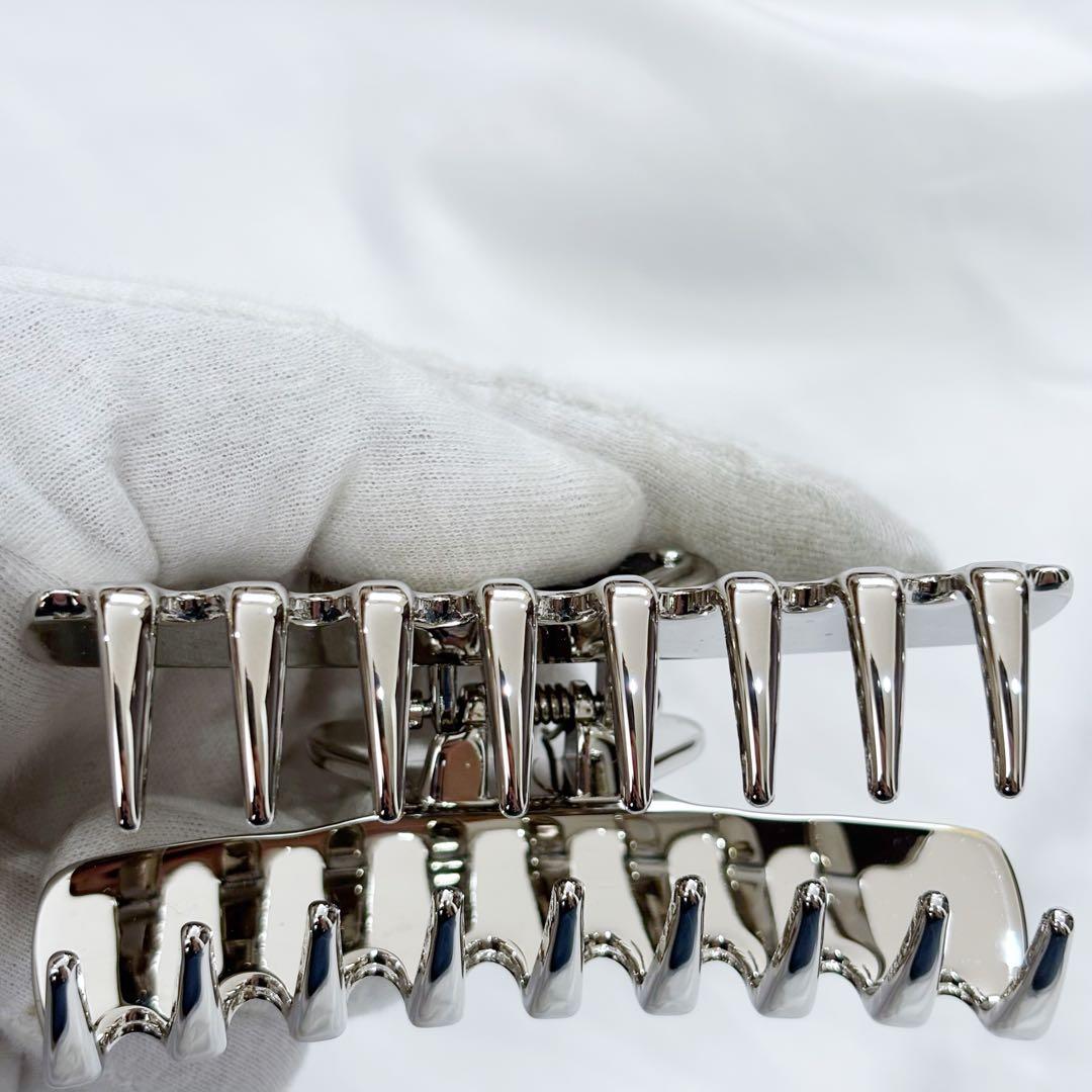 極美品　正規品✨　PRADA プラダ　ヘアクリップ　バレッタ　メタルクリップ