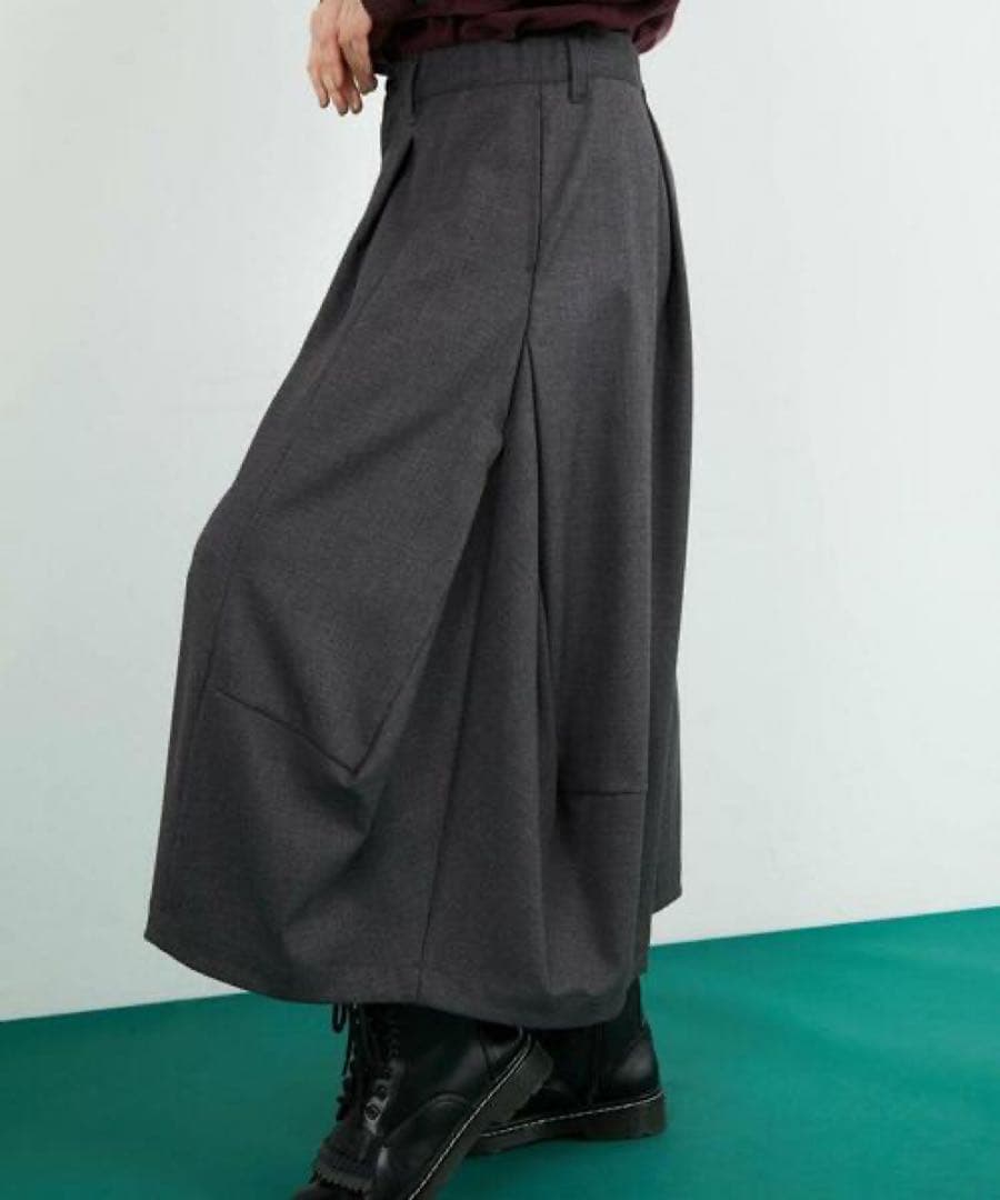 美品　フラボア　FRAPBOIS ウールライクパンツ タックワイドパンツ