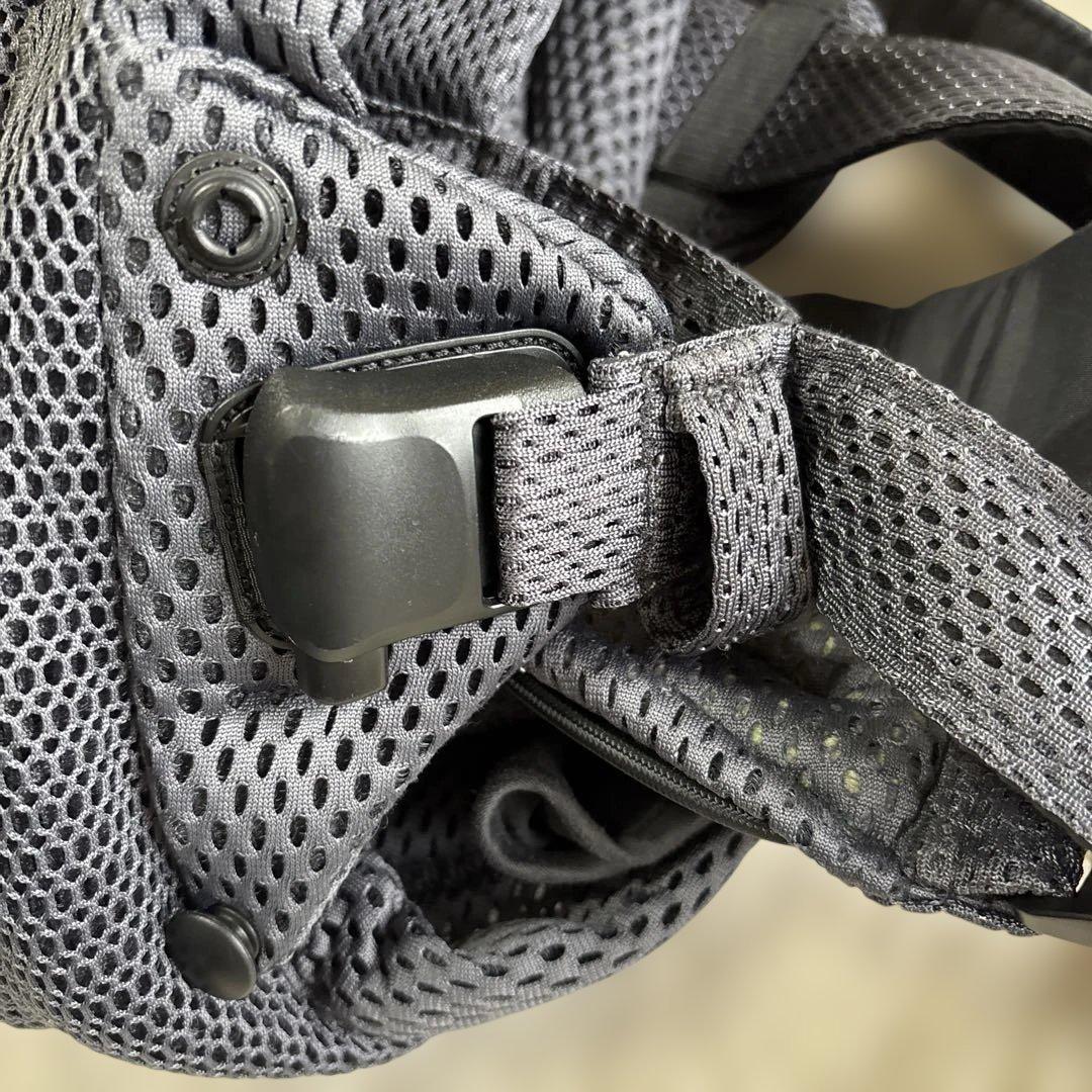 ベビーキャリア　ベビービョルン　ハーモーニー　抱っこ紐