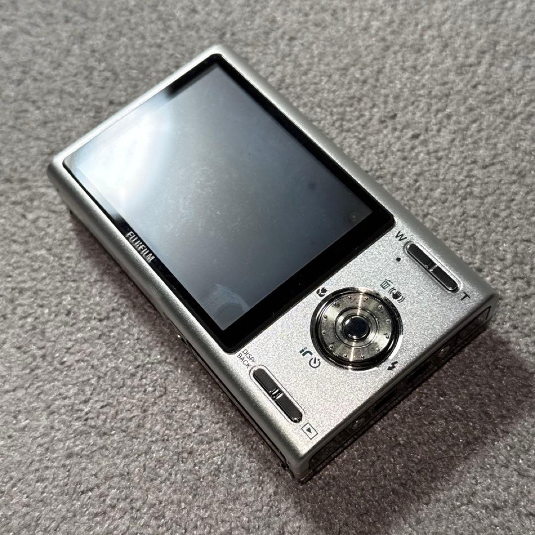 ☆動作OK FinePix Z100fd バッテリー＆充電器付き