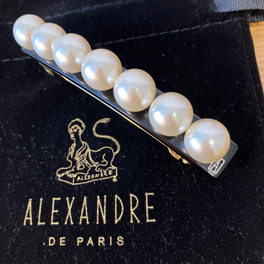 ALEXANDRE DE PARIS パール　ブラック　　バレッタ