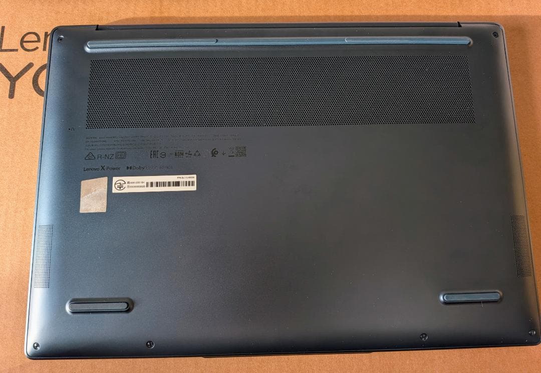 Lenovo Yoga Pro7 14.5型 Office2024付き