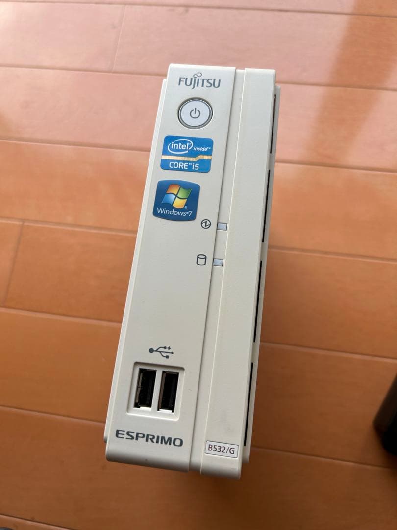富士通 Fujitsu ESPRIMO B532/G ミニPC