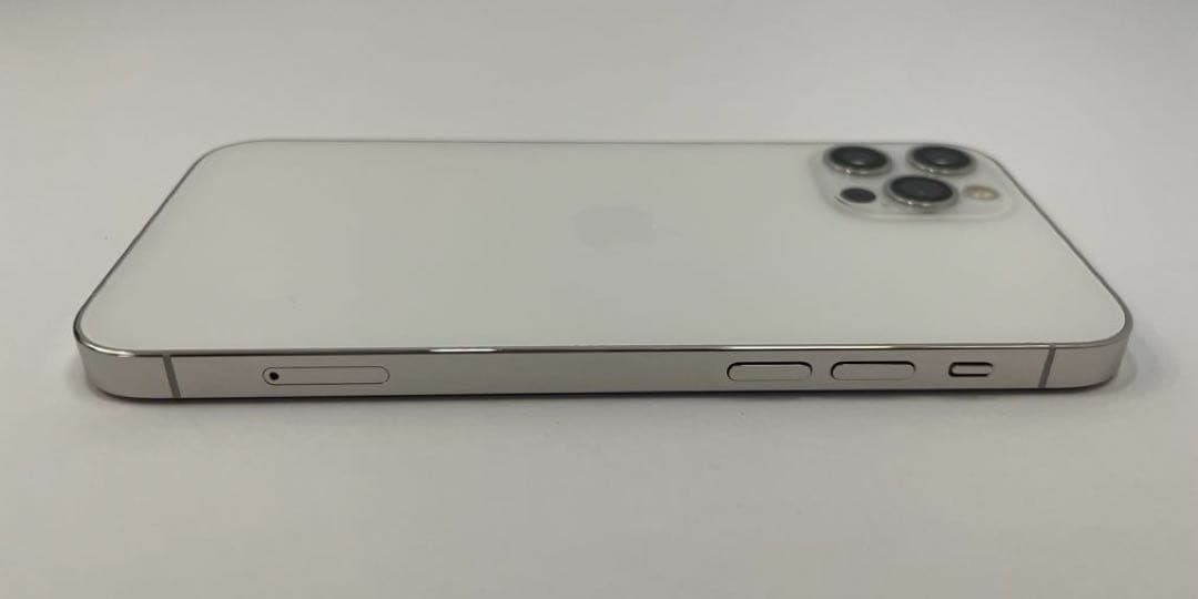 iPhone 12 Pro 256GBシルバー 美品 動作良好バッテリー100%