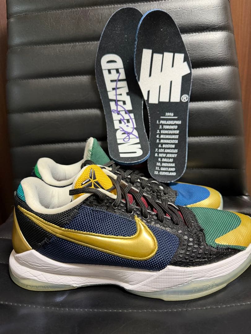 NIKE KOBE 5 PROTRO UNDEFEATED コービー