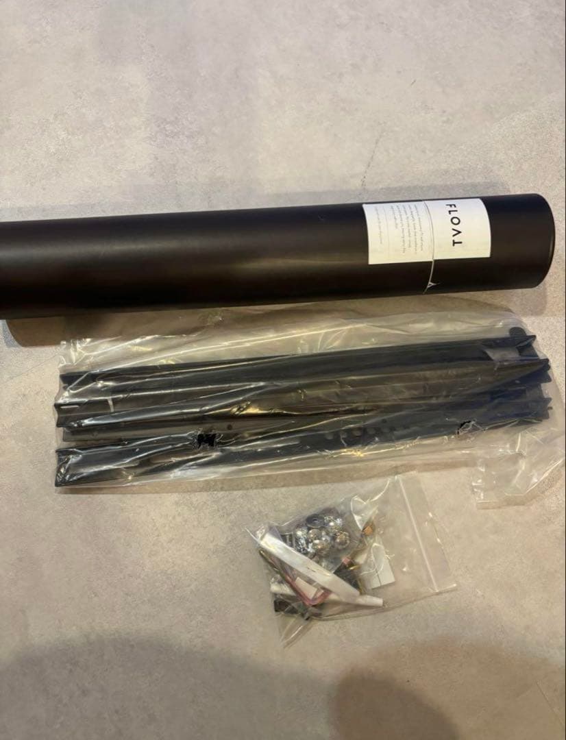 【新品】テレビ壁掛け金具FLOAT