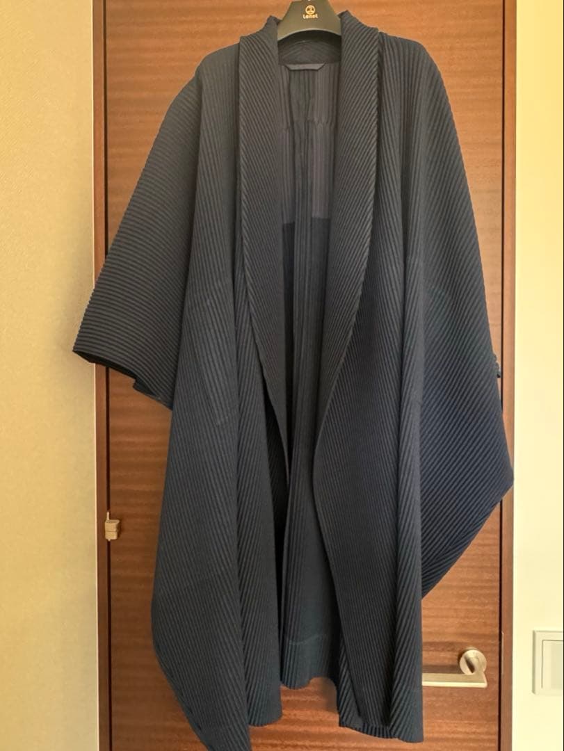 HOMME PLISSE ISSEY MIYAKE プリーツガウンコート