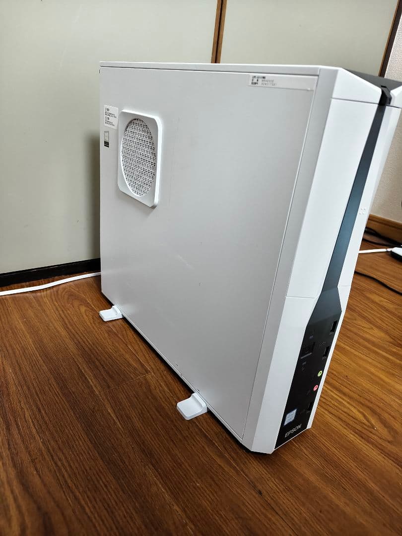 ①　エプソン Corei7-8700 メモリ8GB SSD256GB