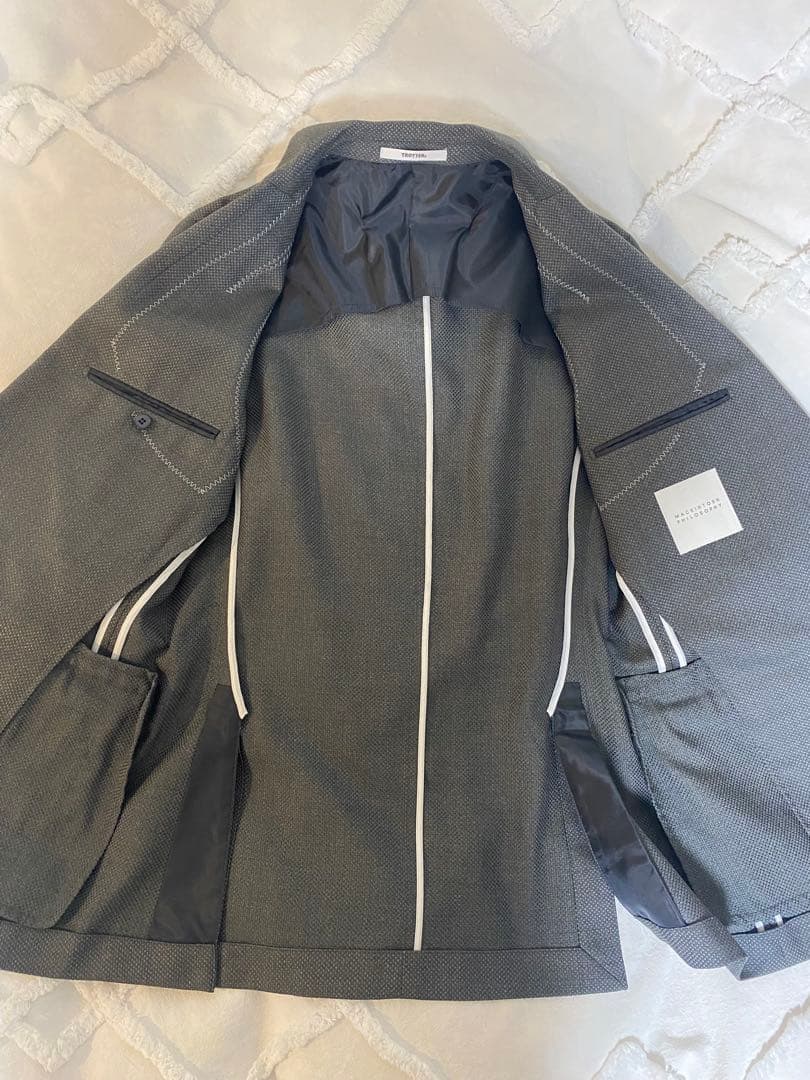 マッキントッシュ フィロソフィー　トロッター　グレー スーツ