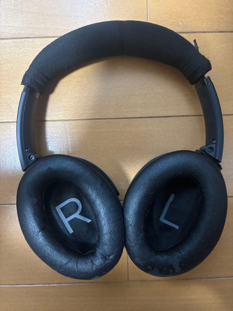 Bose ワイヤレスヘッドホン ハードケース付き