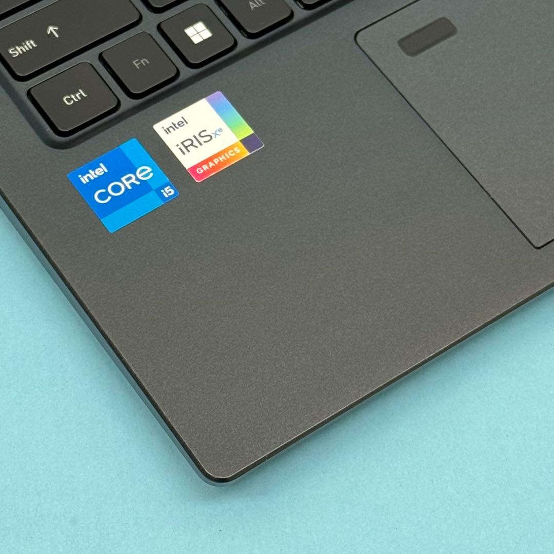 834 美品 dynabook G83/KW 第12世代 16GB office