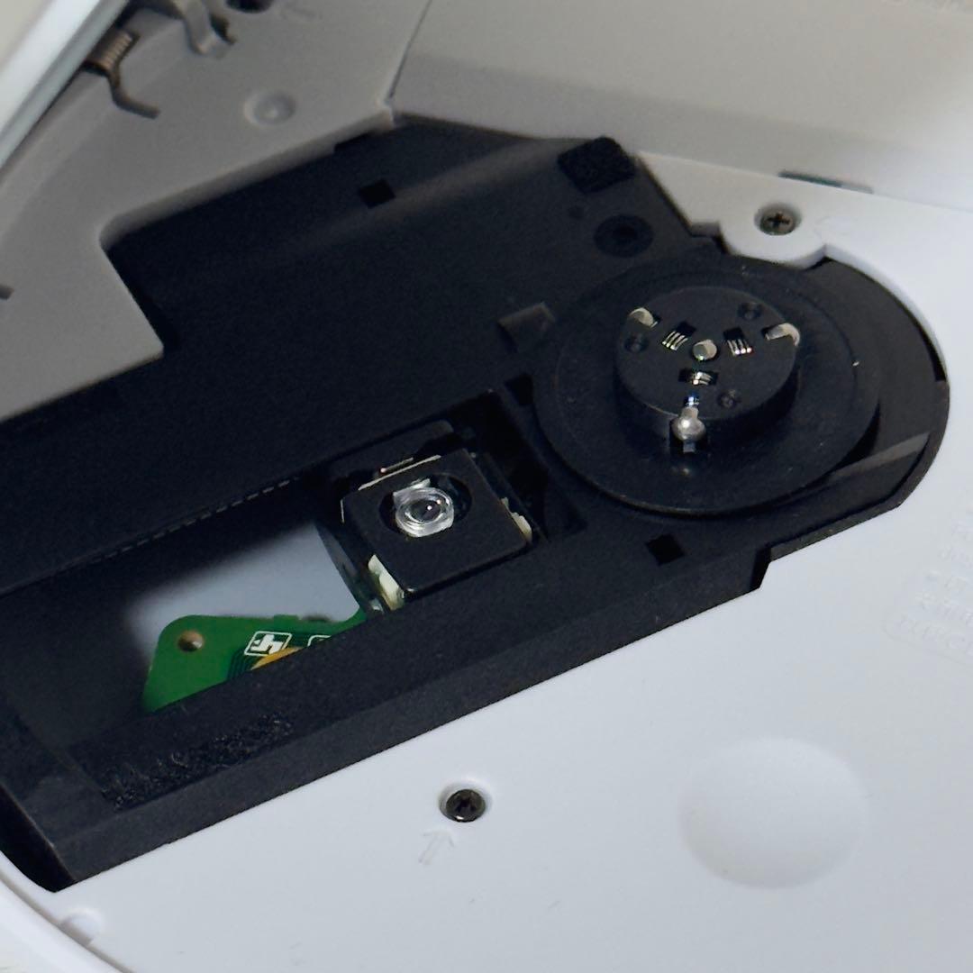 SONY ウォークマン ポータブルCDプレーヤー D-NE241 美品