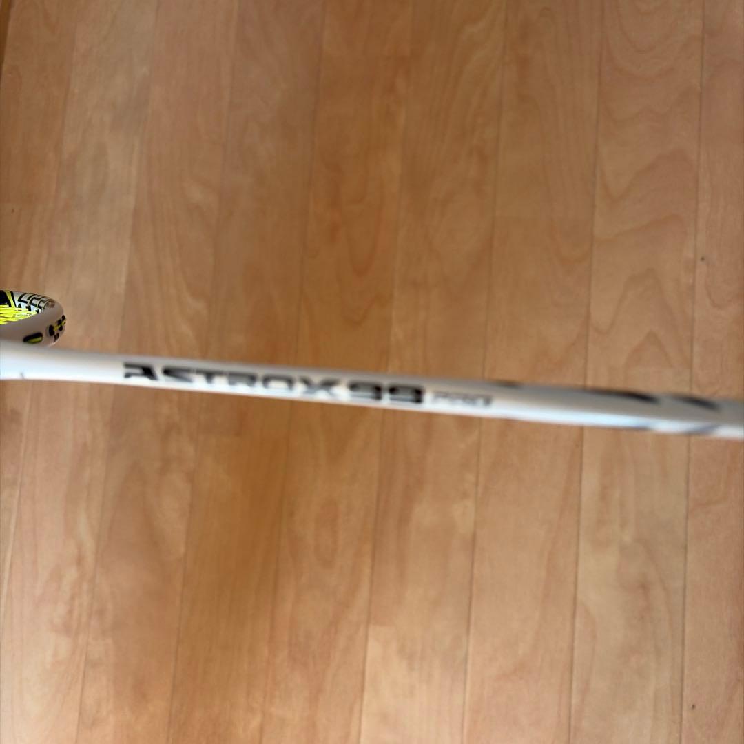 Astrox 99 Pro ホワイト/ブラック4ug5値下げ可