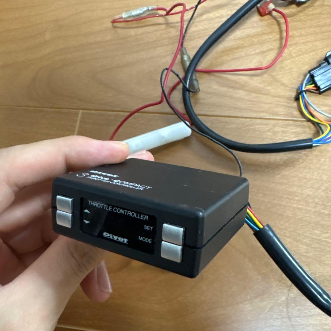 PIVOT 3drive COMPACT THCスロットルコントローラー